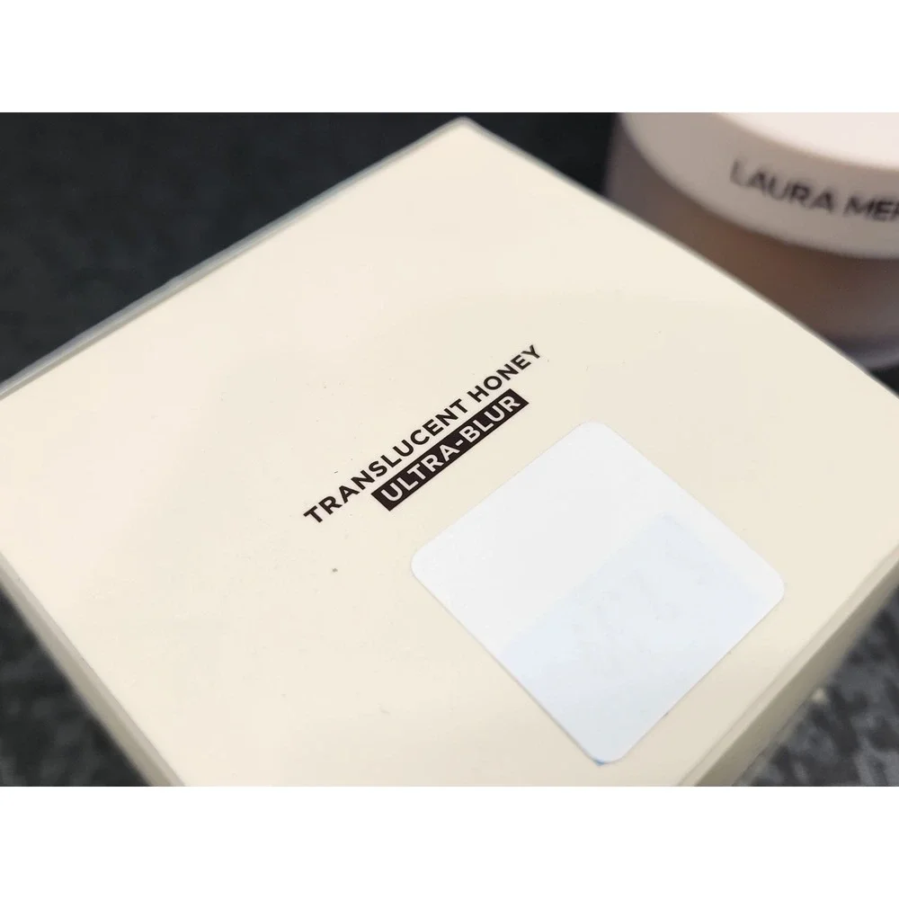 Laura Mercier Translucent Loose Setting Powder Ultra-Blur Translucent Honey .7oz